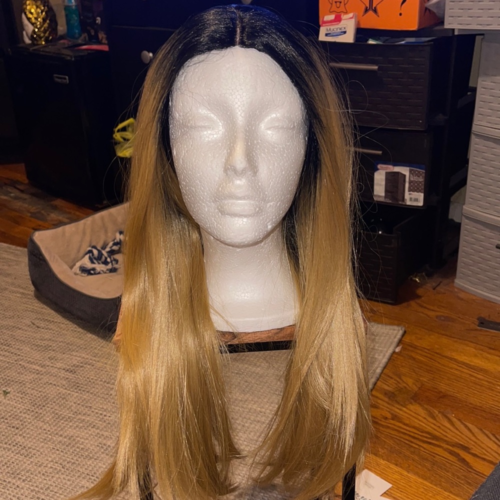 Brand new ombre lace part wig